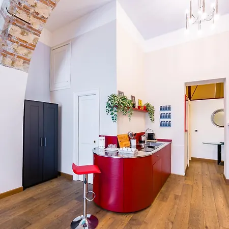 Quercia Design In The Center * Napels