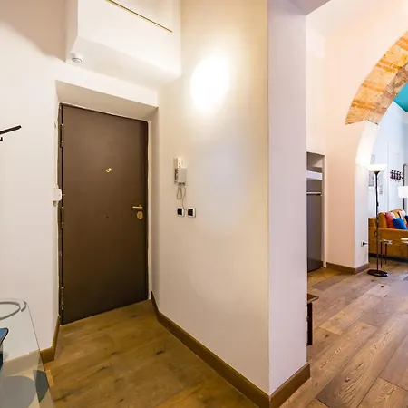 Quercia Design In The Center